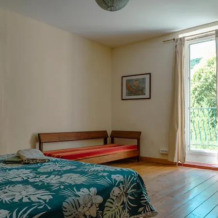 De La Soulondre Lägenhet