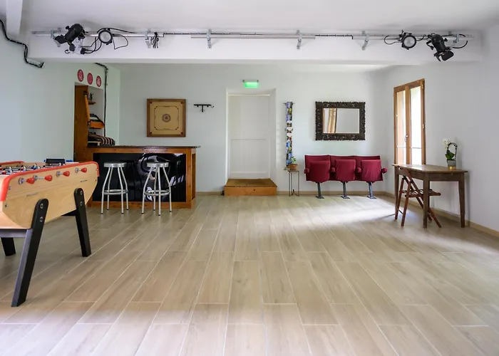 De La Soulondre Apartmán *